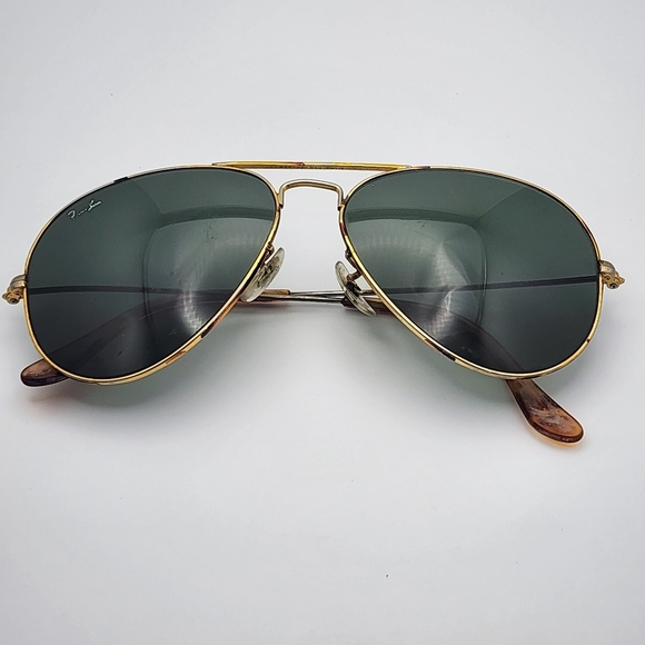 Vintage B&L Ray-Ban Aviator Sunglasses & Case - Picture 3 of 11